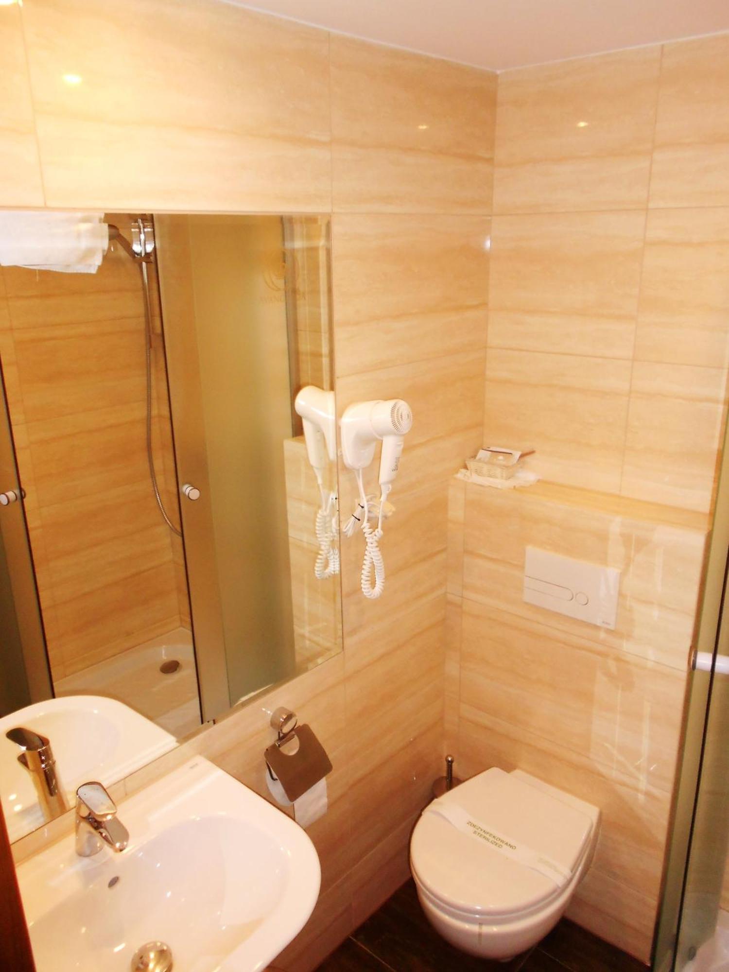 Zajazd Avangarda Wisznice Extérieur photo