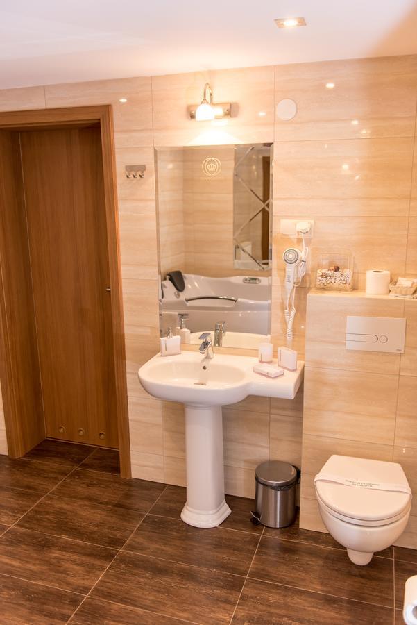Zajazd Avangarda Wisznice Extérieur photo